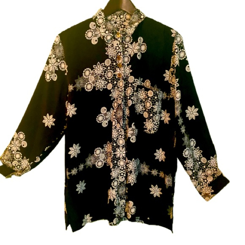 Vintage 80’s Asian floral print blouse